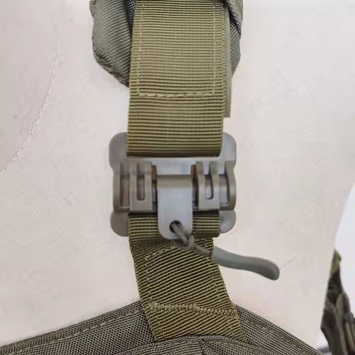 Camouflage Woodland Camo Tactical Vest Quick Release Molle Plate Carrier with Pouches - Image 6