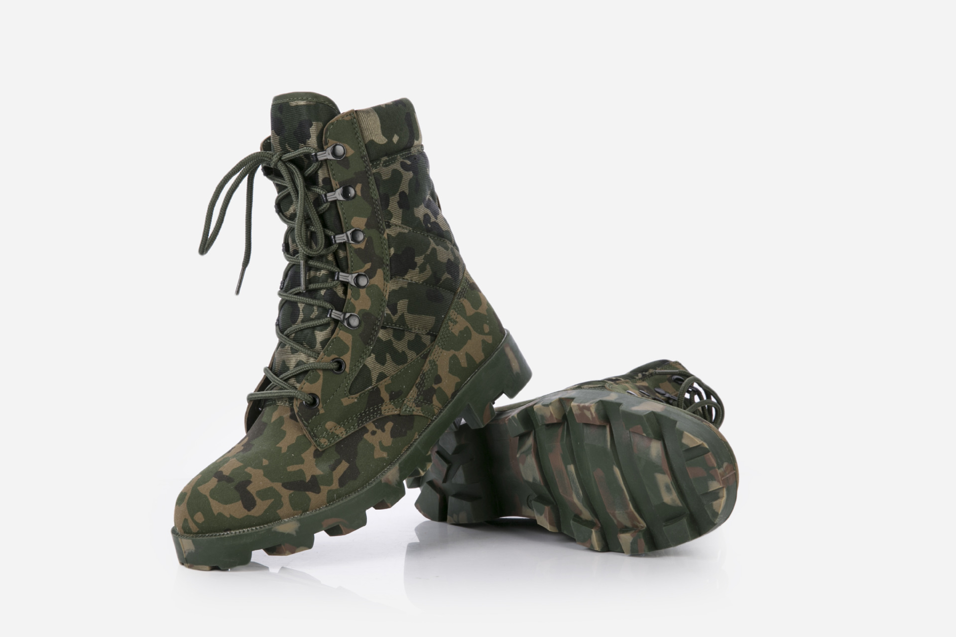 Men's Fly Fishing Hunting Wading Shoes Breathable Waterproof Boot Outdoor Waders Anti-slip Wading Boots - Image 2